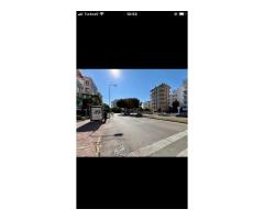 Ana caddede muayenehaneye uygun 200 m2 4+1